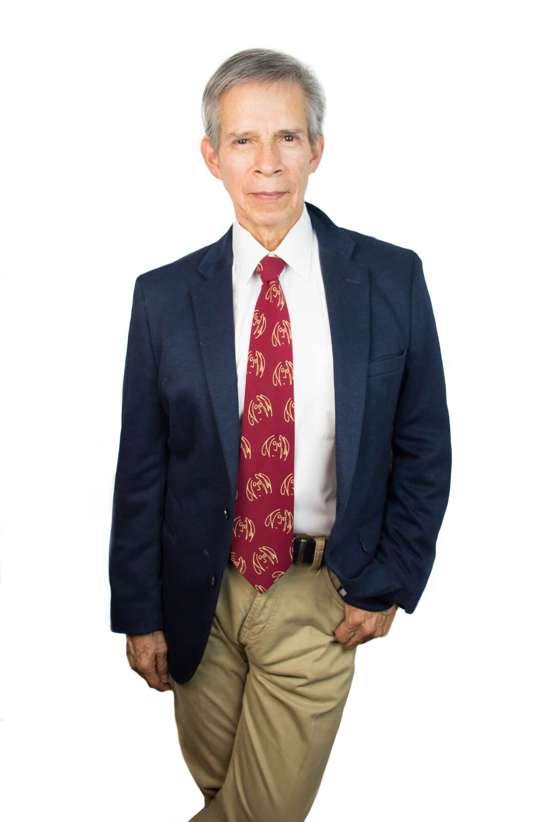 Briceño_Headshot-Aura